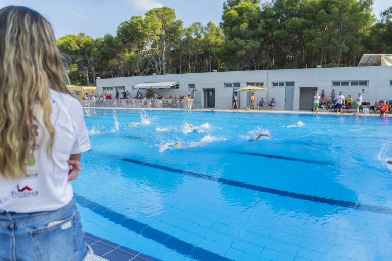 La piscina del Termet arranca l’estiu amb més de 2.500 usuaris en una setmana