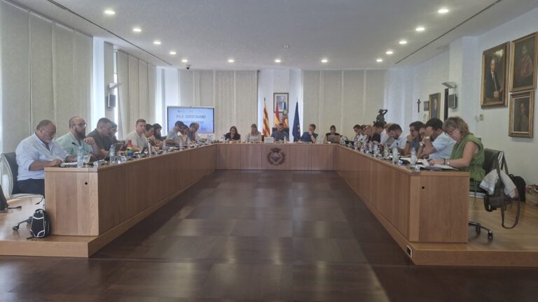 Vila-real cedeix a la Generalitat sòl valorat en 3,1 milions per a impulsar el centre agrari