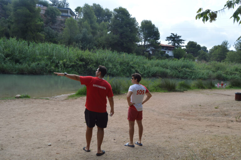 Vila-real activa el servei de socorrisme al riu durant els caps de setmana d'agost