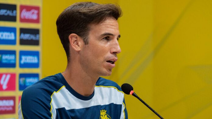 Iñigo Pérez exigeix mentalitat màxima al Villarreal per a assaltar Mendizorroza