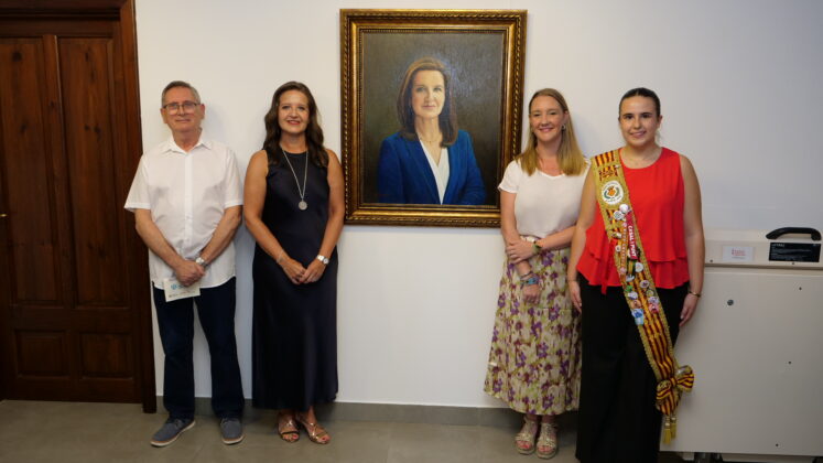 Cinc espais culturals acullen mostres de fotografia, art, tradici&oacute; i patrimoni amb la participaci&oacute; de la reina Berta Beteta i la seua cort
