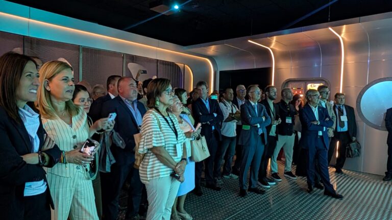 L’Estadi de la Ceràmica va acollir ahir una trobada de networking en el marc d’IGNITE 2026, Congrés Internacional d’Innovació Ceràmica, que va reunir autoritats, patrocinadors, conferenciants i representants empresarials després de la primera jornada de l’esdeveniment.