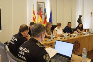 La Junta Local de Seguretat coordina el dispositiu per a les festes i aprova un nou protocol policial per a protegir les víctimes de violència de gènere