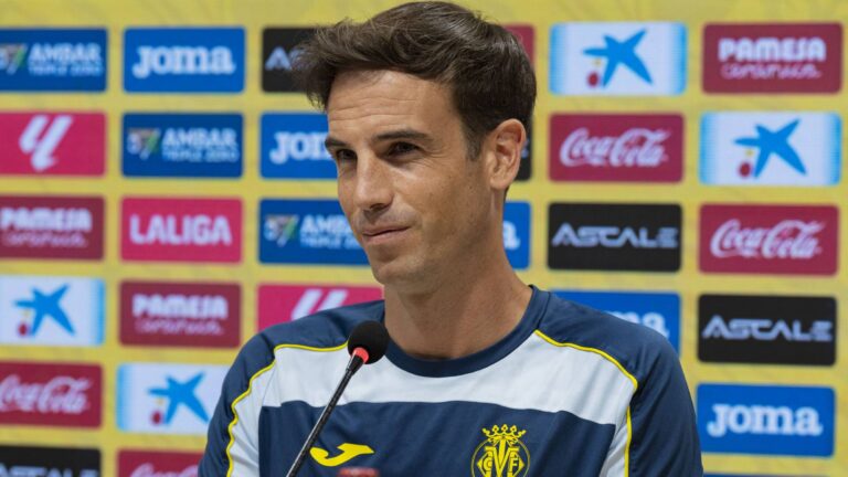 Iñigo Pérez analitza el derbi davant el València amb el repte de mantenir la identitat