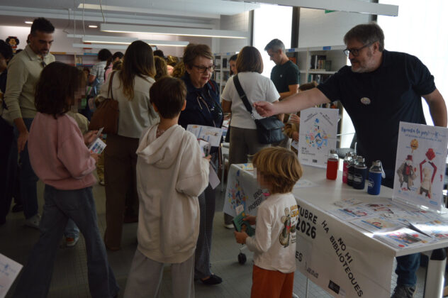 La Biblioteca Universit&agrave;ria del Coneixement ha acollit presentacions de llibres, contes teatralitzats i activitats a l'aire lliure per a fomentar la lectura entre els m&eacute;s menuts