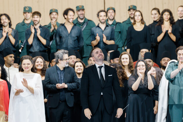 De Vila-real a dirigir en el Liceu, Josep Gil porta la seua passi&oacute; per la m&uacute;sica als grans escenaris de l'&ograve;pera
