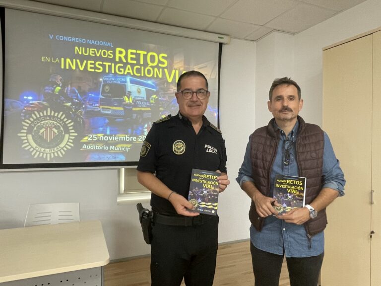 Vila-real acollirà el V Congrés Nacional de la Policia Local, una cita que reunirà professionals de diferents cossos policials i especialistes en investigació de sinistres i delictes contra la seguretat viària. L’edició d’enguany, que porta per títol 'Nous reptes en la investigació viària', se celebrarà a l’Auditori Municipal durant el matí. El congrés arriba a la seua cinquena edició després de consolidar-se com un espai d’intercanvi de coneixements i experiències entre professionals. En l’edició de l’any passat hi van participar prop de 500 professionals procedents de diferents punts d’Espanya.