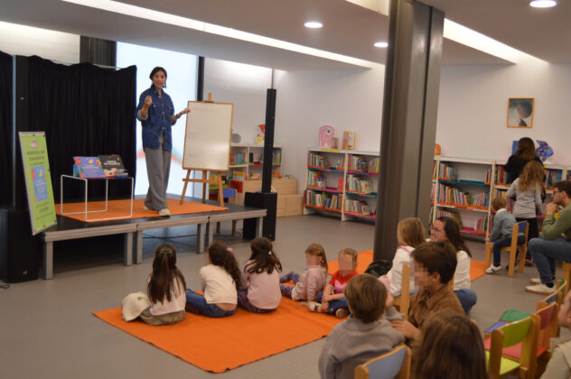 La Biblioteca Universit&agrave;ria del Coneixement ha acollit presentacions de llibres, contes teatralitzats i activitats a l'aire lliure per a fomentar la lectura entre els m&eacute;s menuts